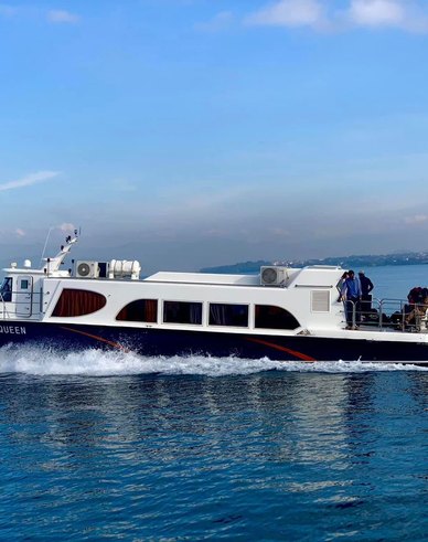 Le Kivu Queen navigue sur le lac Kivu