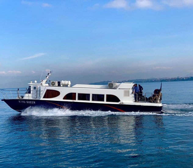 Le Kivu Queen navigue sur le lac Kivu